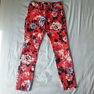 🌺Gap Slim City Floral Crop Pants🌺